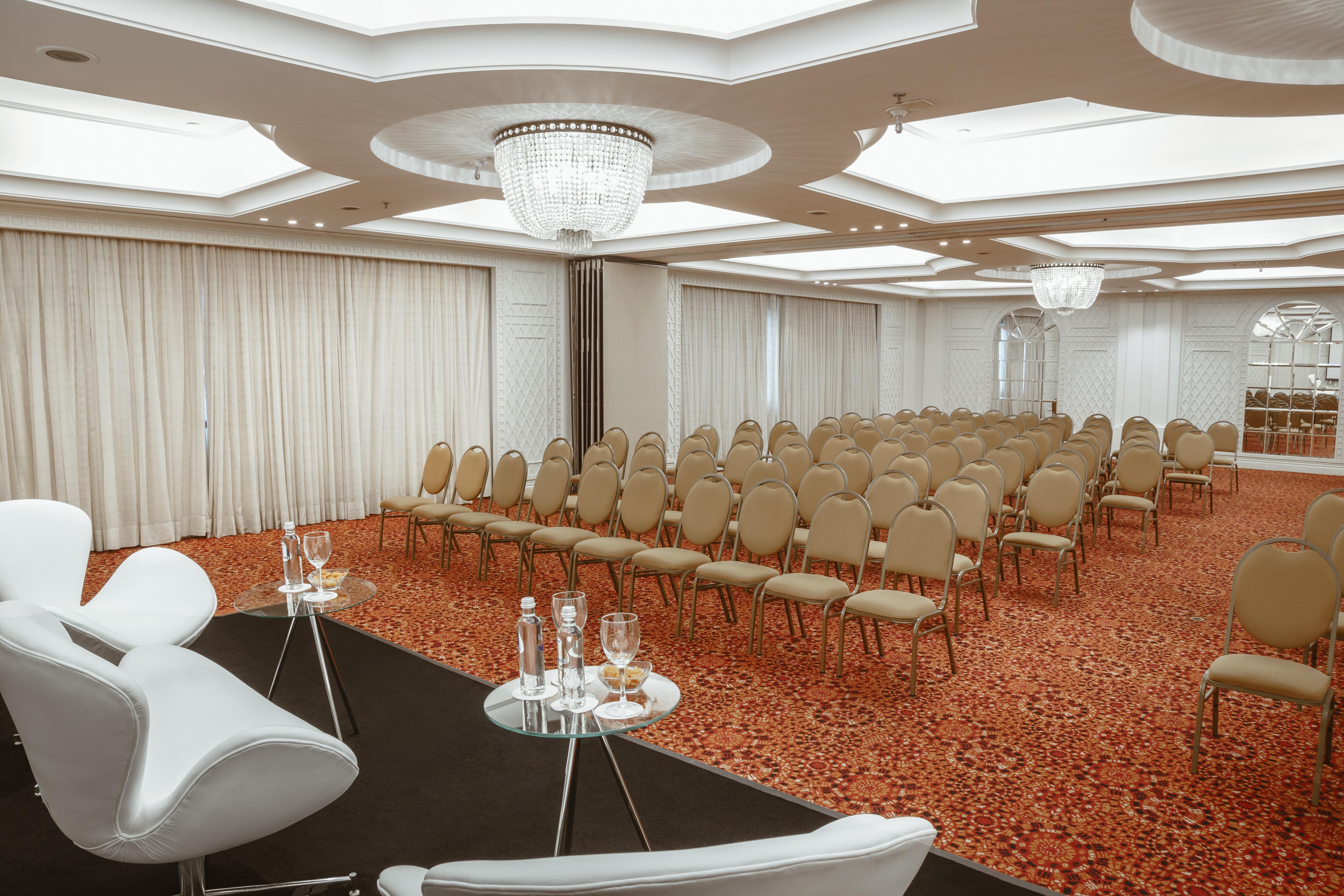 Grand Mercure Sao Paulo Ibirapuera Bagian luar foto The ballroom
